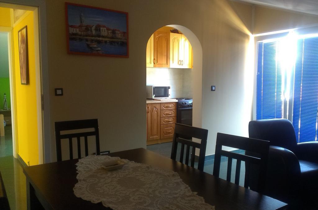 Apartments Sandra Τίβατ Εξωτερικό φωτογραφία
