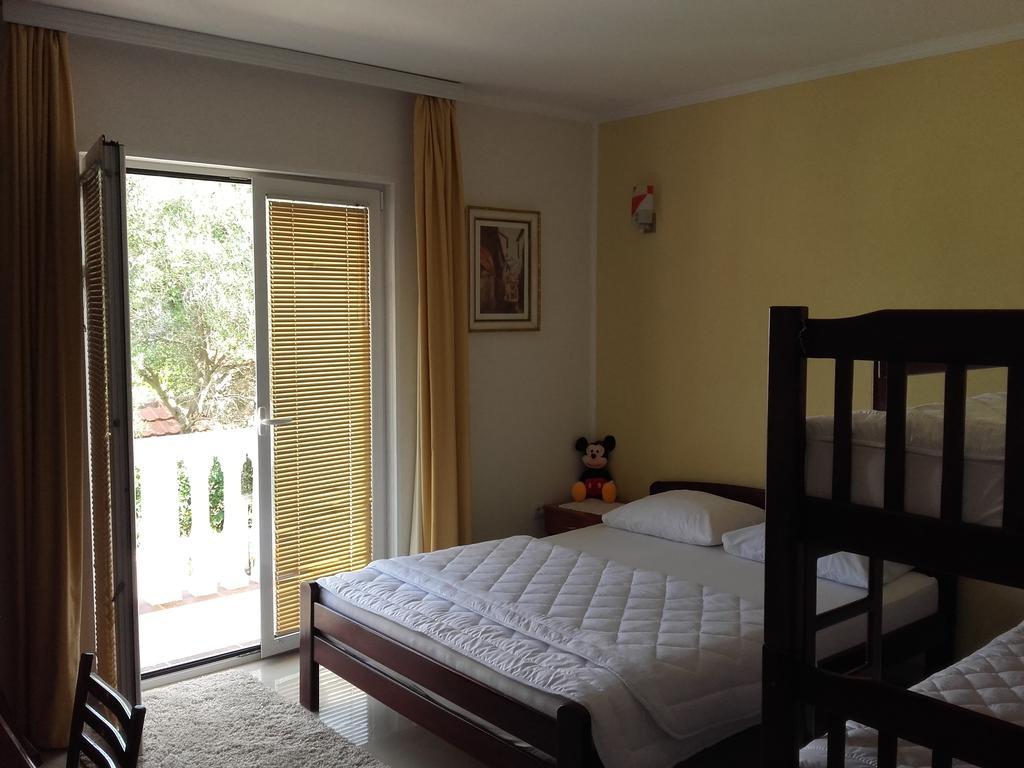 Apartments Sandra Τίβατ Εξωτερικό φωτογραφία