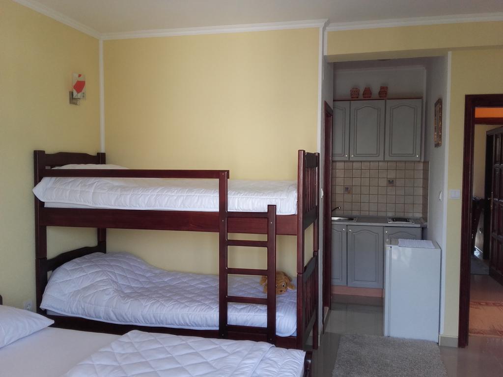 Apartments Sandra Τίβατ Εξωτερικό φωτογραφία