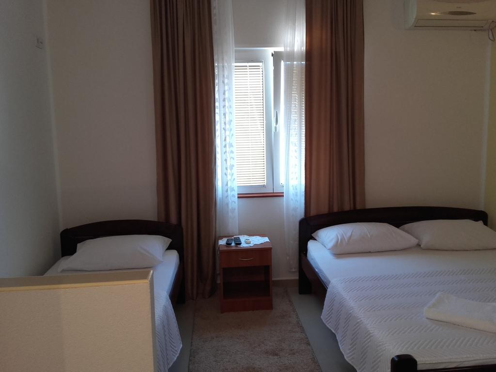 Apartments Sandra Τίβατ Εξωτερικό φωτογραφία