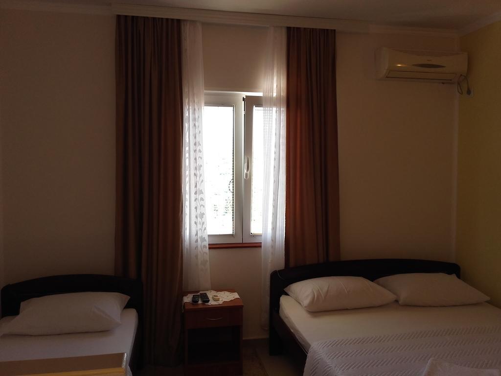 Apartments Sandra Τίβατ Εξωτερικό φωτογραφία