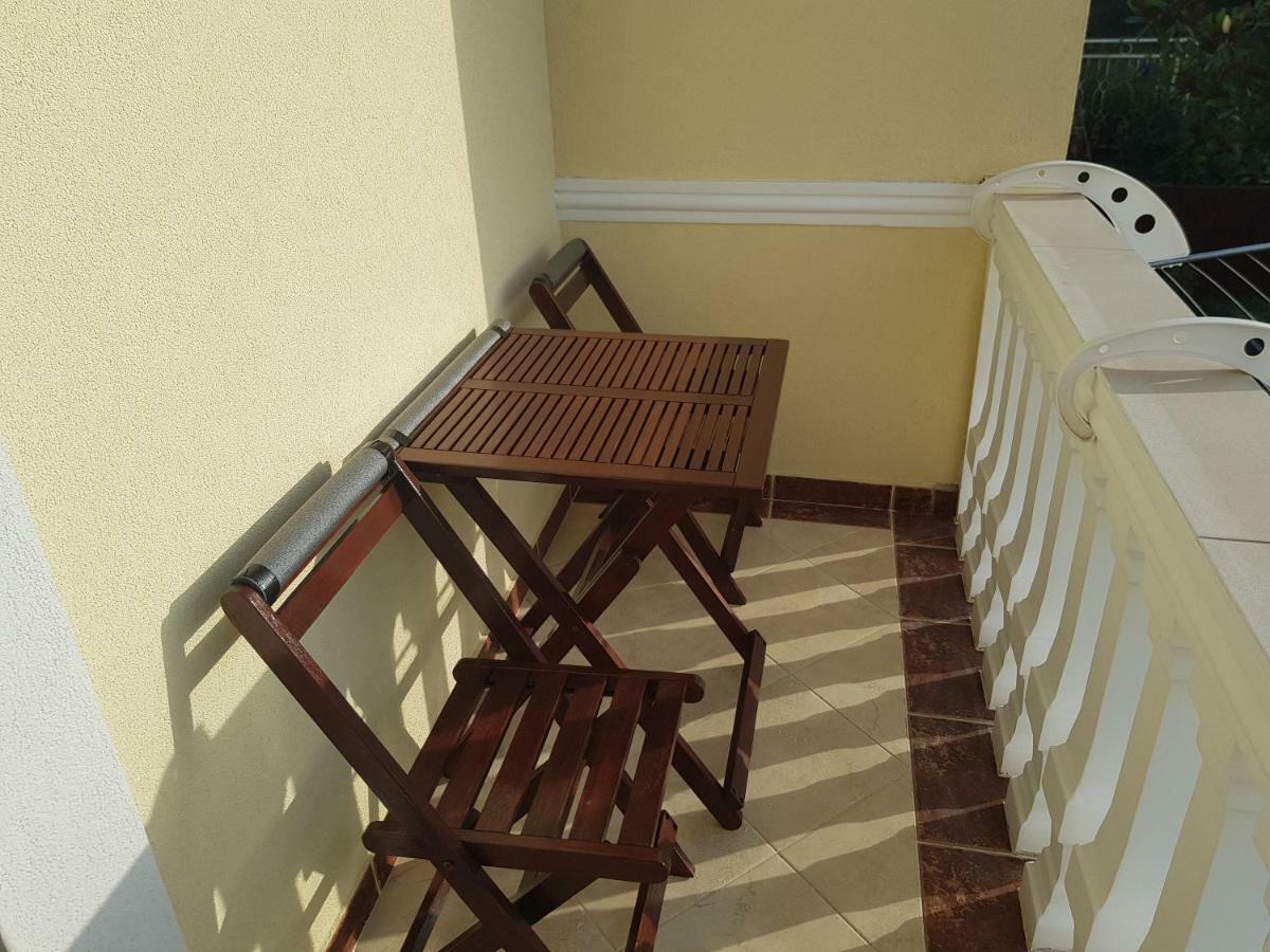 Apartments Sandra Τίβατ Εξωτερικό φωτογραφία