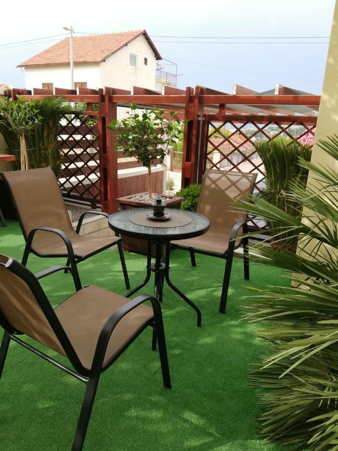 Apartments Sandra Τίβατ Εξωτερικό φωτογραφία